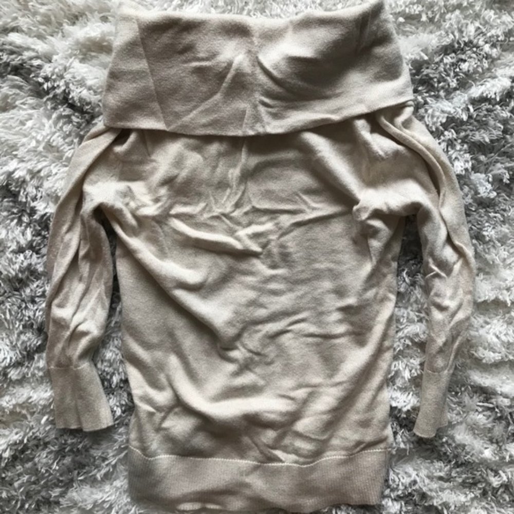 3/4 length turtleneck knit sweater